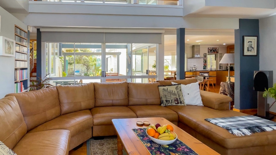 5 Bedroom Property for Sale in Hersham Western Cape